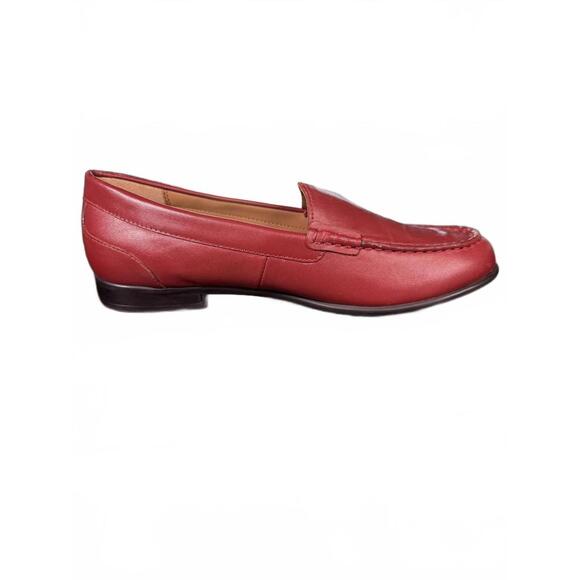 Array Katie Red Leatehr Slip On Loafer, Size 9.5 Wide, New in box - Picture 1 of 14